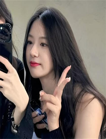 专业情色片评论：《海贼王2：发条岛的冒险》的技术创新与艺术成就 ——深入探索情色片的艺术世界